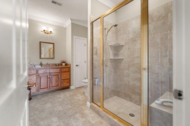 466 Colson Cove Drive, Bronston, KY 42518