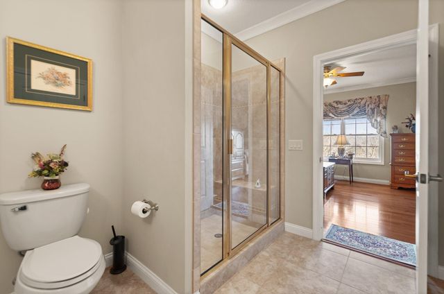 466 Colson Cove Drive, Bronston, KY 42518