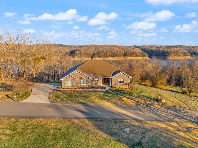 466 Colson Cove Drive, Bronston, KY 42518