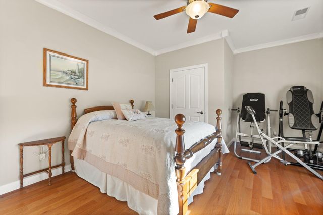 466 Colson Cove Drive, Bronston, KY 42518