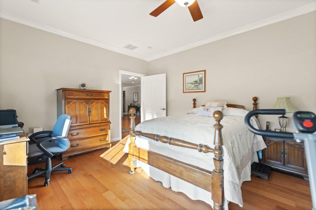 466 Colson Cove Drive, Bronston, KY 42518