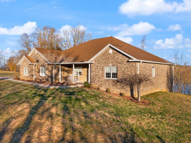 466 Colson Cove Drive, Bronston, KY 42518