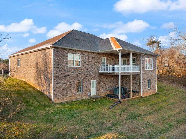 466 Colson Cove Drive, Bronston, KY 42518