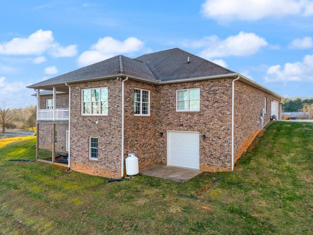 466 Colson Cove Drive, Bronston, KY 42518