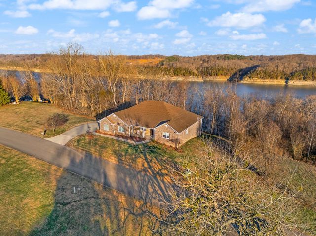466 Colson Cove Drive, Bronston, KY 42518