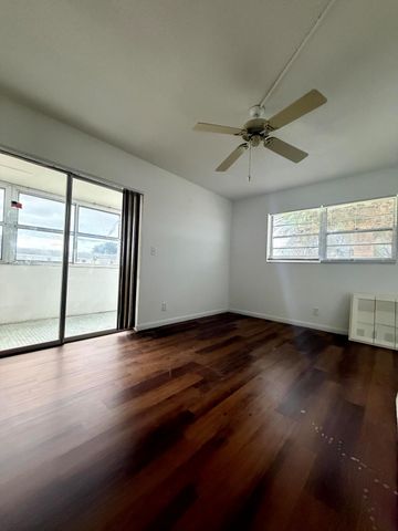 151 Andover F, West Palm Beach, FL 33417