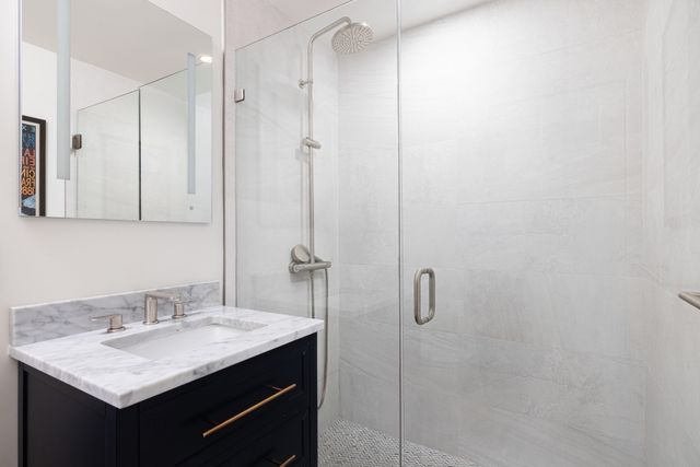 32 Lime St, Boston, MA 02108