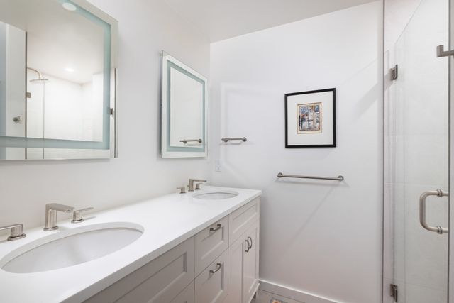 32 Lime St, Boston, MA 02108