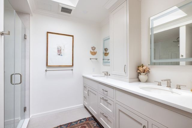 32 Lime St, Boston, MA 02108