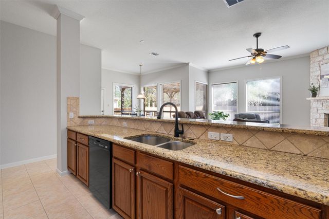 606 S Lynnwood TRL, Cedar Park, TX 78613