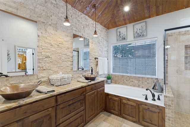 4512 Angelina Way, Fort Worth, TX 76137