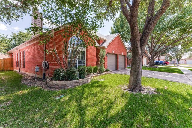 4512 Angelina Way, Fort Worth, TX 76137