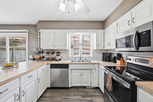 126 ROSEBUD Lane, Council Bluffs, IA 51503