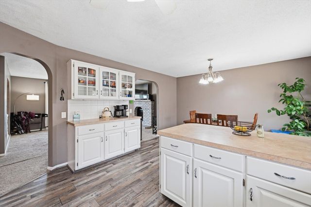 126 ROSEBUD Lane, Council Bluffs, IA 51503