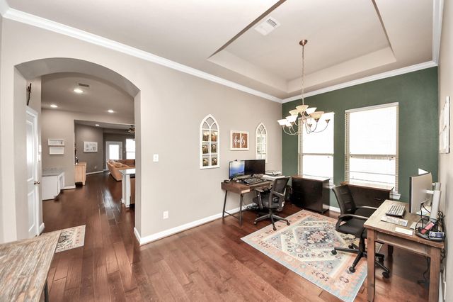 2211 Tonkawa Trail, Katy, TX 77493