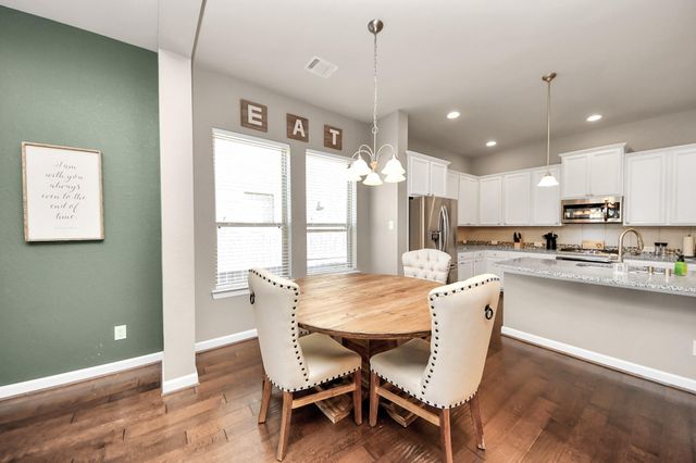 2211 Tonkawa Trail, Katy, TX 77493