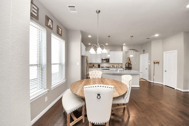 2211 Tonkawa Trail, Katy, TX 77493