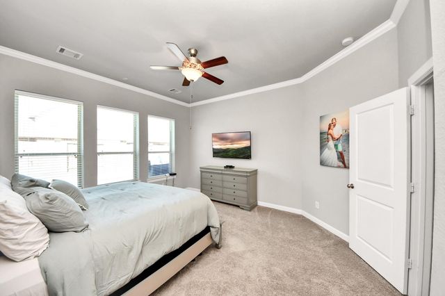 2211 Tonkawa Trail, Katy, TX 77493