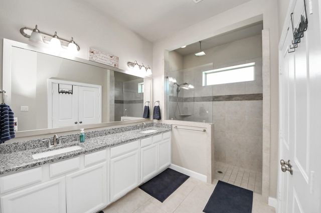 2211 Tonkawa Trail, Katy, TX 77493