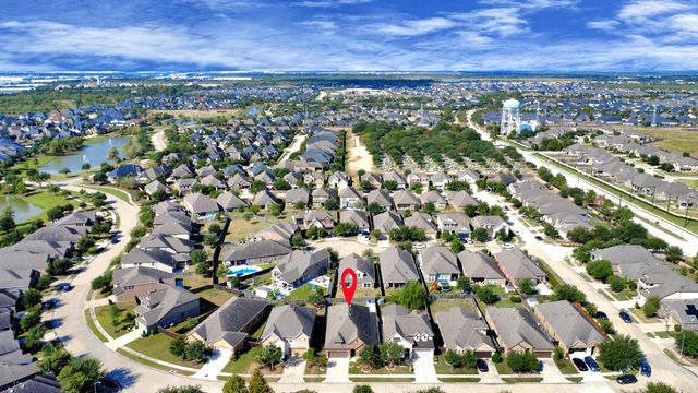 2211 Tonkawa Trail, Katy, TX 77493