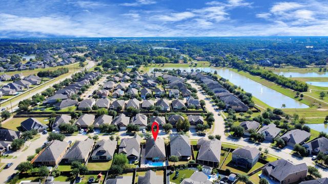 2211 Tonkawa Trail, Katy, TX 77493