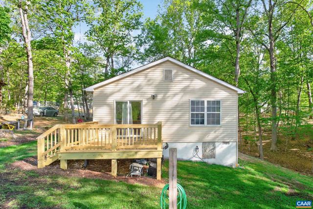 31 WOODLAWN DR, Palmyra, VA 22963