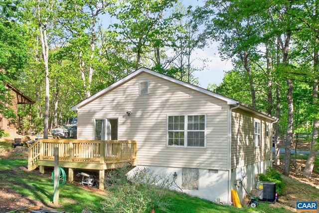 31 WOODLAWN DR, Palmyra, VA 22963