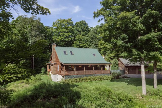 1262 Turkey Hill Road, Red Hook, NY 12571