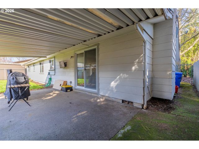 487 SNOOPY Ln Ne, Salem, OR 97301