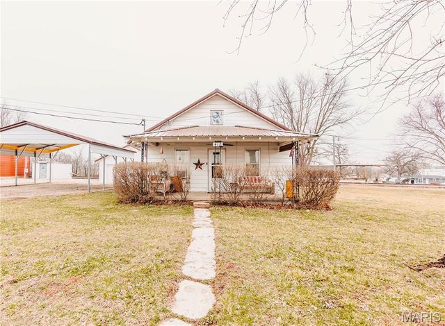 412 W Chestnut Street, Dixon, MO 65459