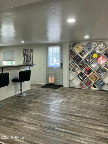 460 E OAK Drive, Munds Park, AZ 86017