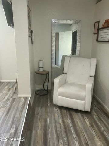 460 E OAK Drive, Munds Park, AZ 86017