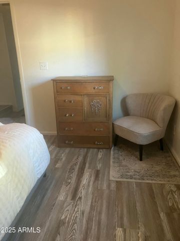 460 E OAK Drive, Munds Park, AZ 86017