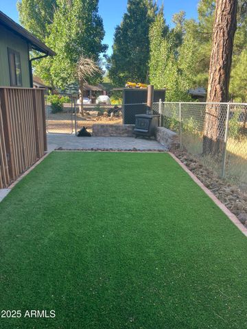 460 E OAK Drive, Munds Park, AZ 86017