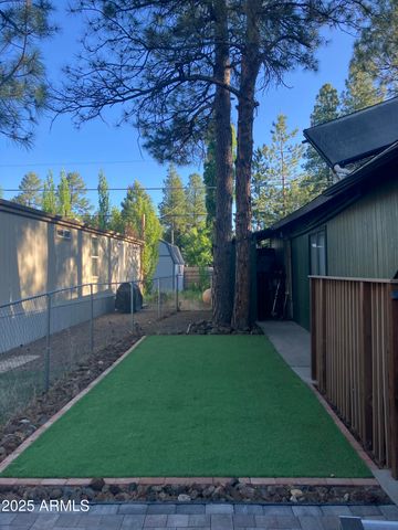 460 E OAK Drive, Munds Park, AZ 86017