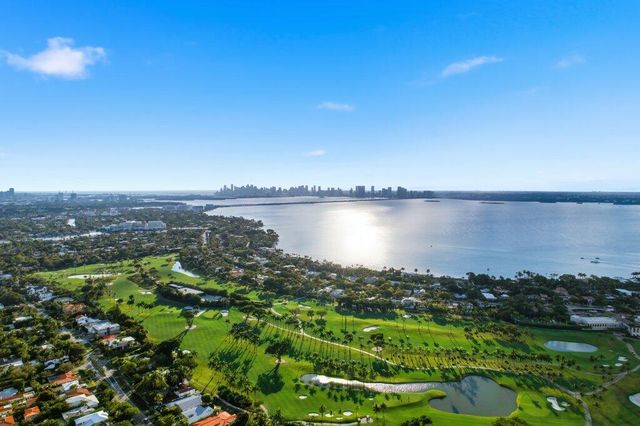 5555 Collins Avenue Avenue 16p, Miami, FL 33140