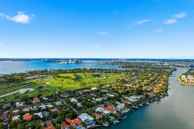 5555 Collins Avenue Avenue 16p, Miami, FL 33140