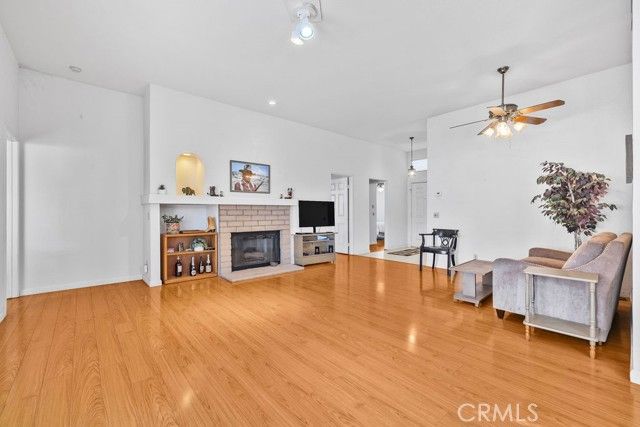 2582 Alegre, Hemet, CA 92545