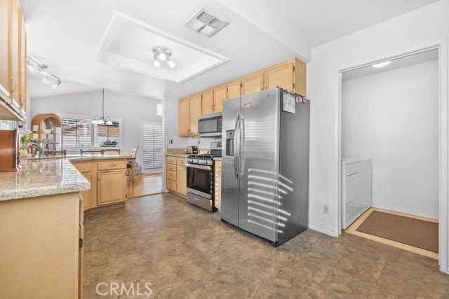 2582 Alegre, Hemet, CA 92545