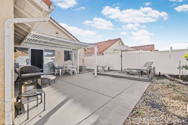 2582 Alegre, Hemet, CA 92545