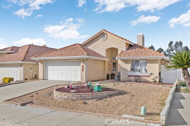 2582 Alegre, Hemet, CA 92545