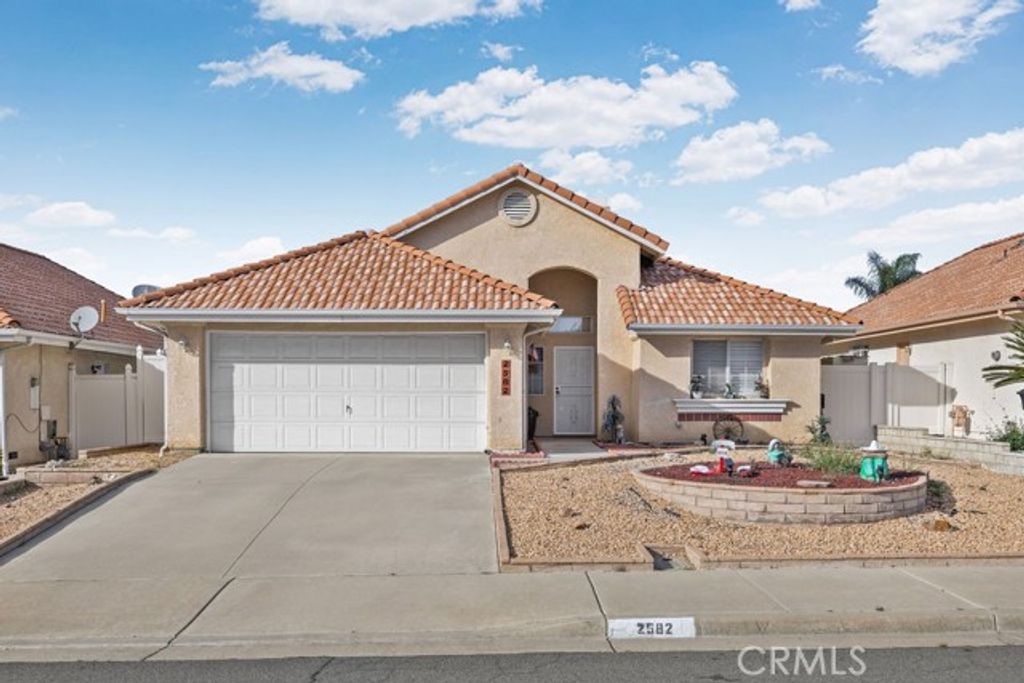 2582 Alegre, Hemet, CA 92545