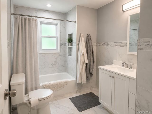 7 Lake Drive, Middle Island, NY 11953