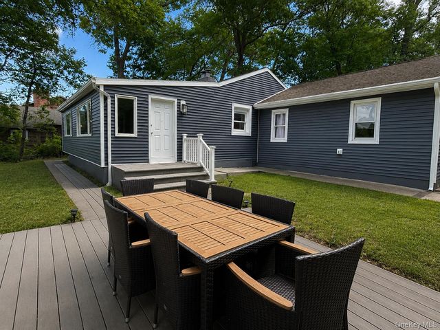 7 Lake Drive, Middle Island, NY 11953