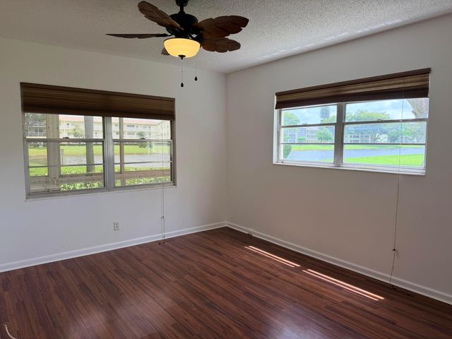 52 Dorset Drive B, Boca Raton, FL 33434