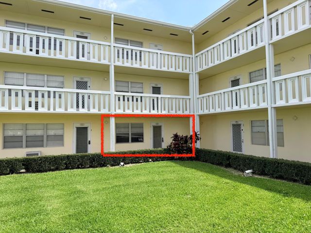 52 Dorset Drive B, Boca Raton, FL 33434
