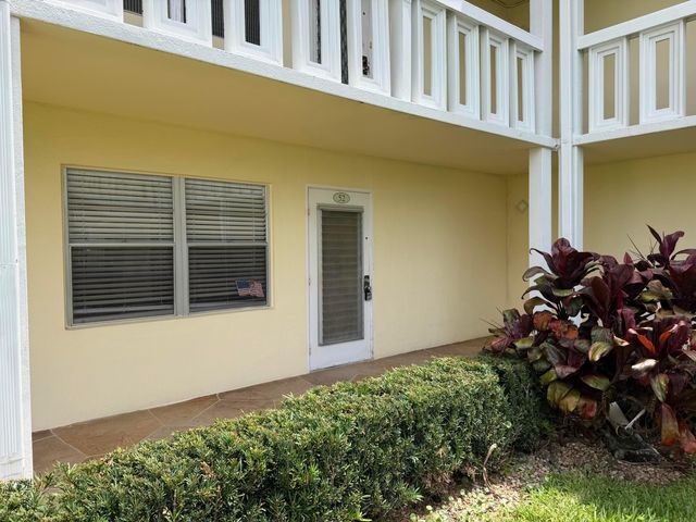52 Dorset Drive B, Boca Raton, FL 33434