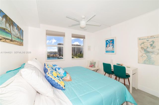 17150 N Bay 2905, Sunny Isles Beach, FL 33160