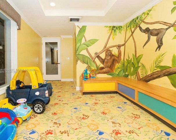 17150 N Bay 2905, Sunny Isles Beach, FL 33160