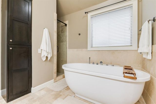 1008 Bayonne Bridge Court, Edmond, OK 73034